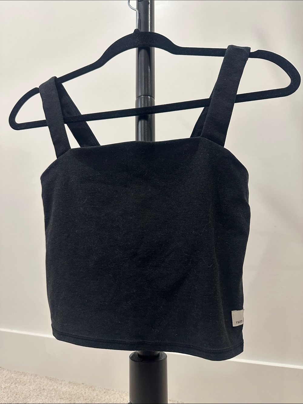 Vuori Black Square-Neck Crop Tank with Wide Straps